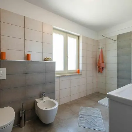 Leda * Hreljići